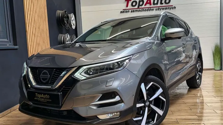 NISSAN Qashqai -