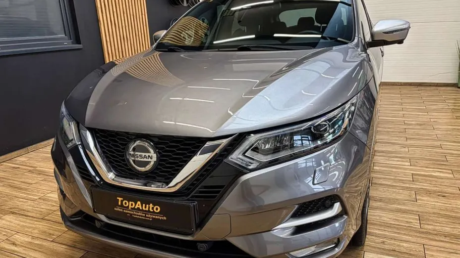 NISSAN Qashqai -