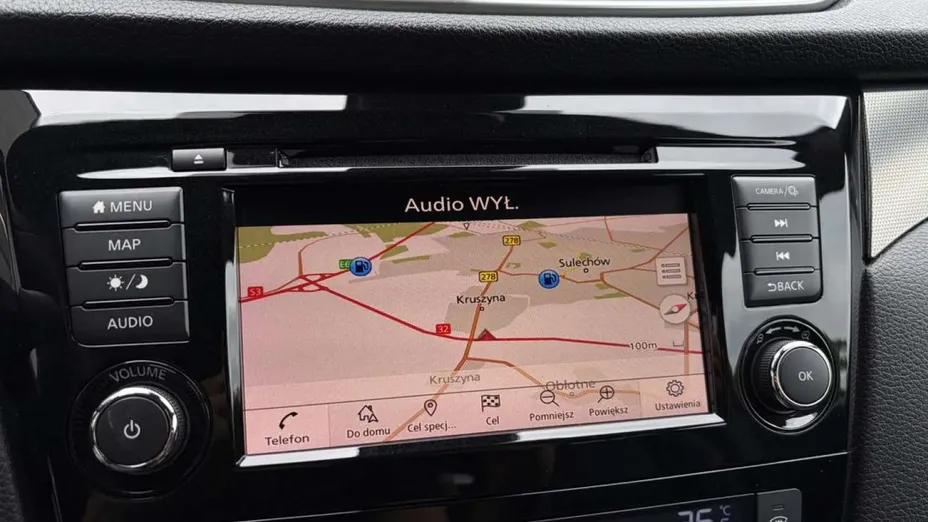 NISSAN Qashqai -