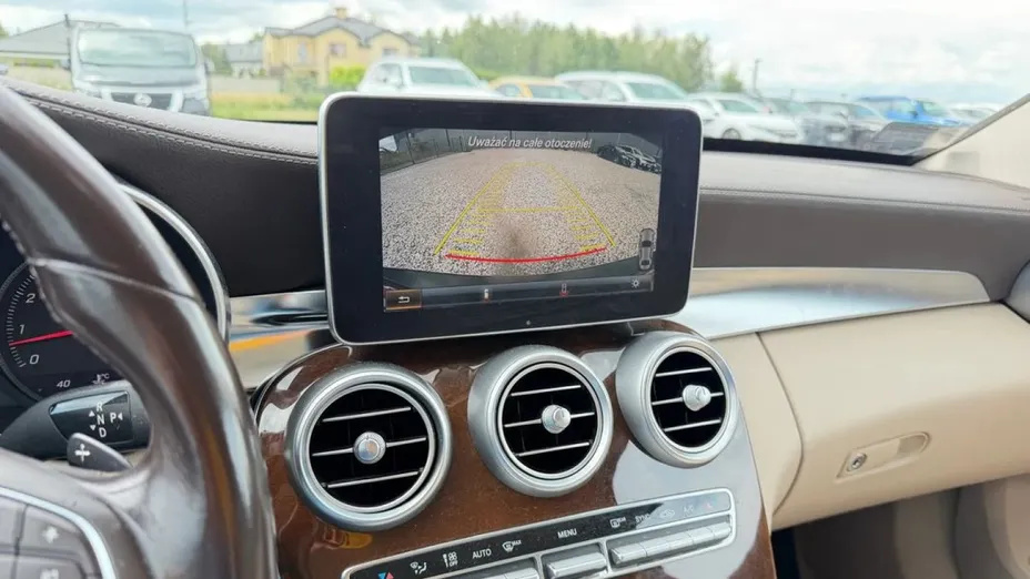 MERCEDES-BENZ C Klasa -