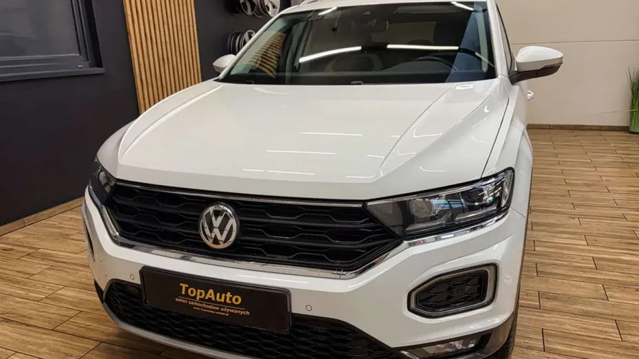 VOLKSWAGEN T-ROC -