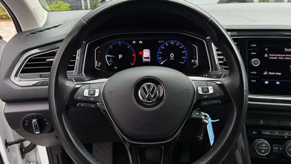 VOLKSWAGEN T-ROC -