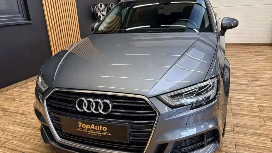 AUDI A3 Sportback -