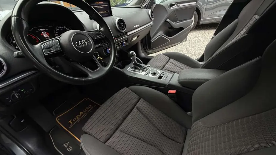 AUDI A3 Sportback -