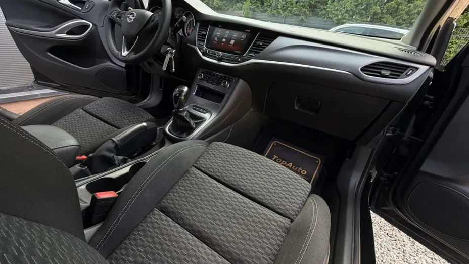OPEL Astra -