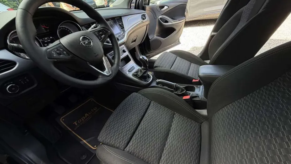 OPEL Astra -