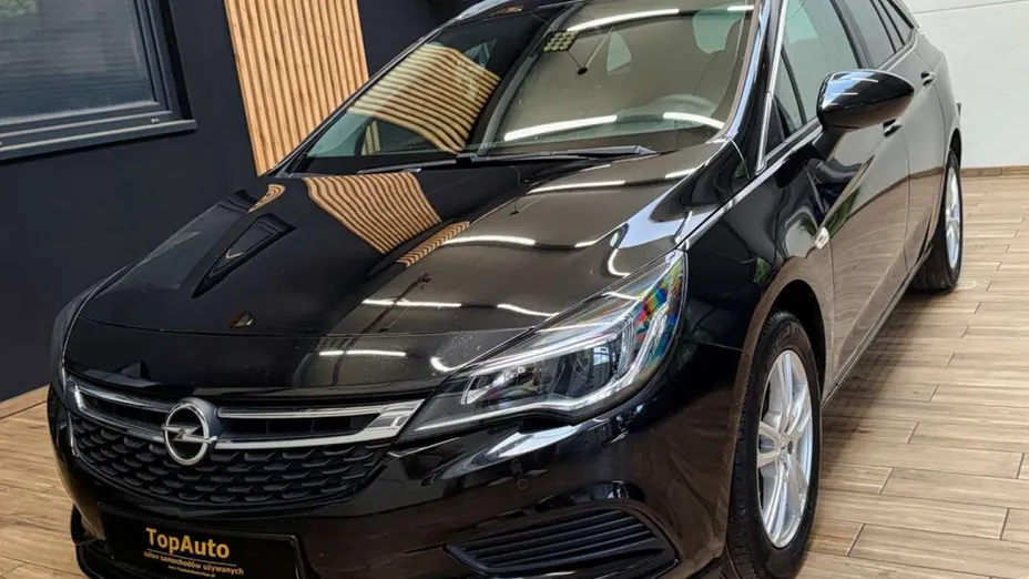 OPEL Astra -