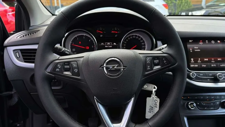 OPEL Astra -