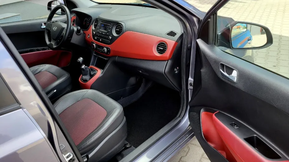 HYUNDAI i10 -