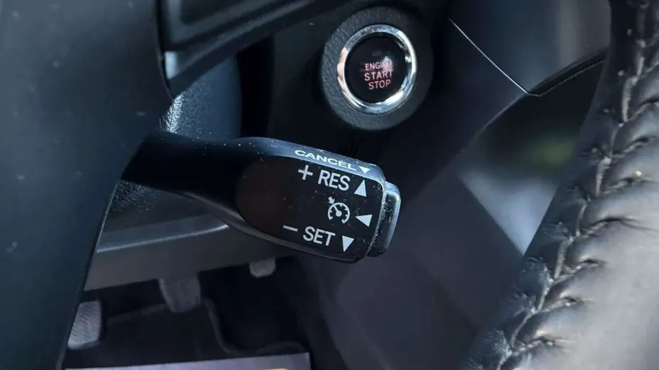 TOYOTA Verso -