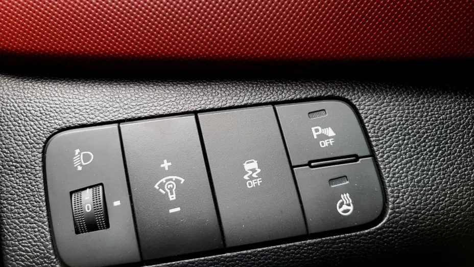 HYUNDAI i10 -