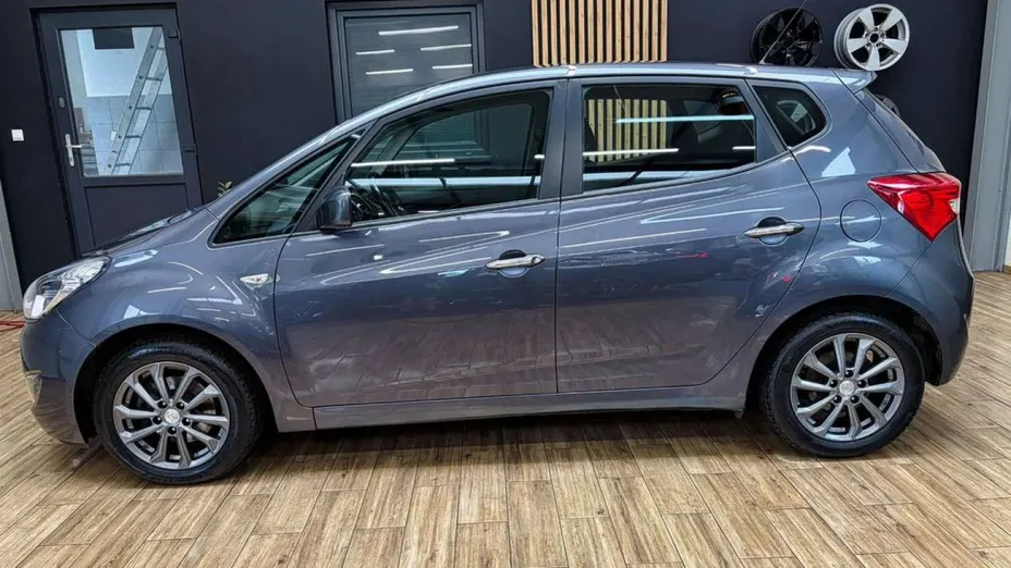 HYUNDAI ix20 -