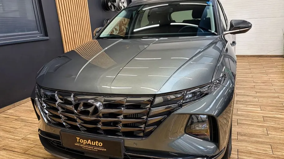 HYUNDAI Tucson -
