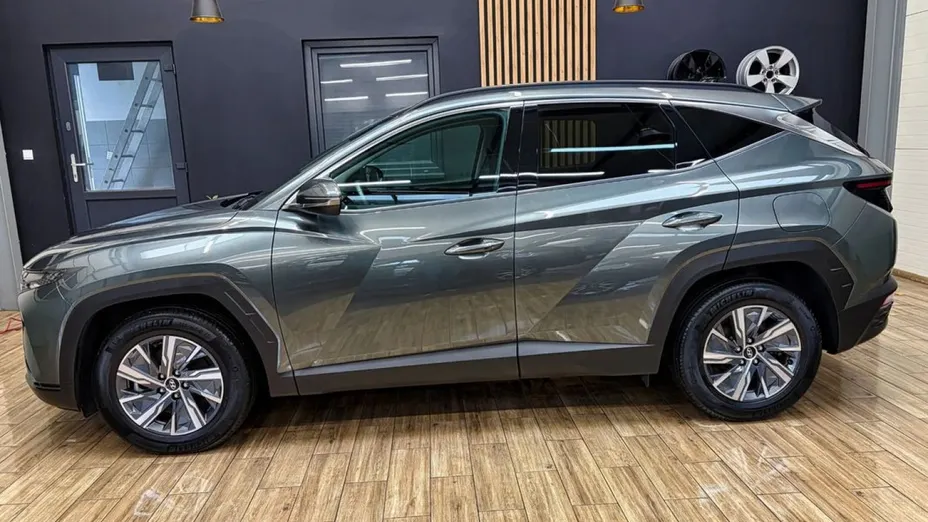 HYUNDAI Tucson -