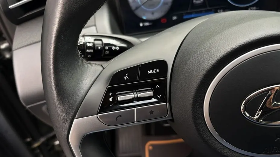 HYUNDAI Tucson -
