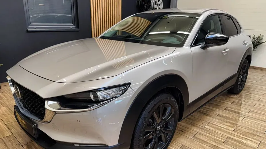 MAZDA CX-30 -