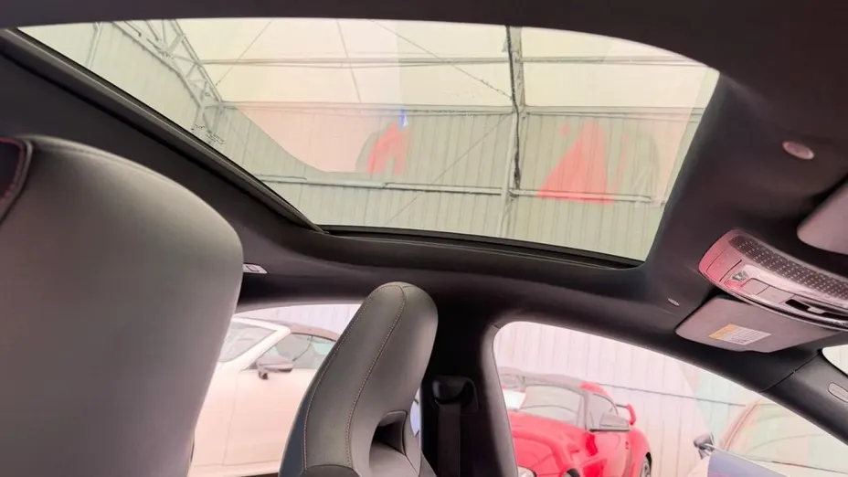 MERCEDES-BENZ CLA -