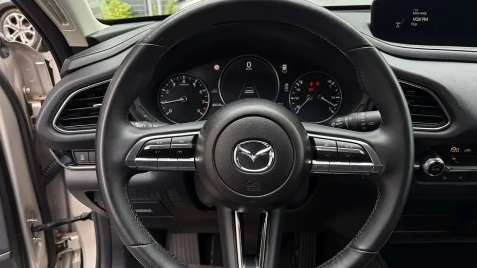 MAZDA CX-30 -