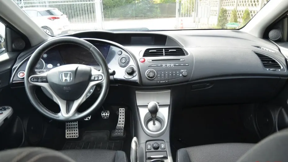 HONDA Civic -