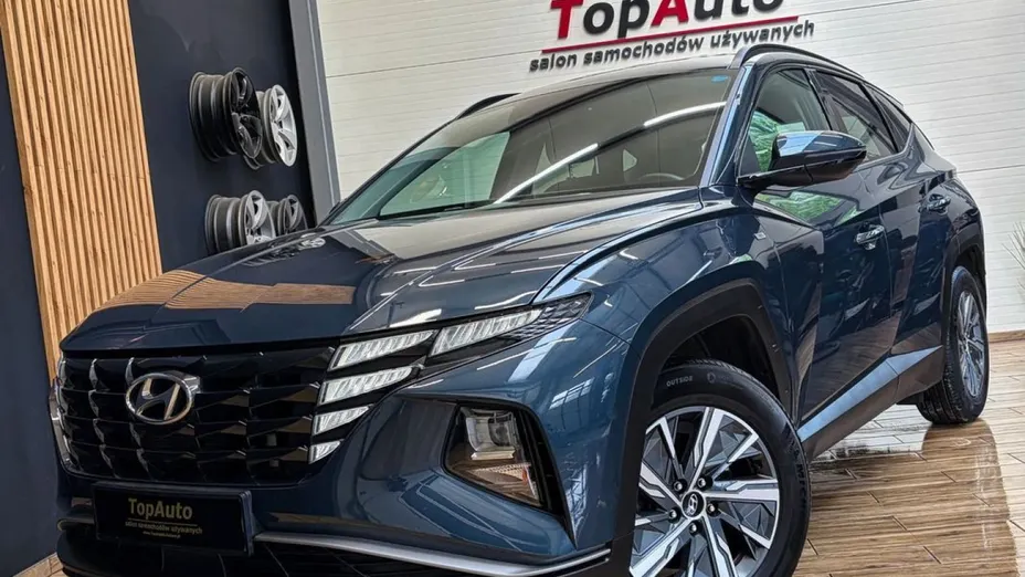 HYUNDAI Tucson -