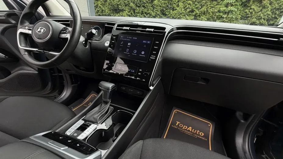 HYUNDAI Tucson -