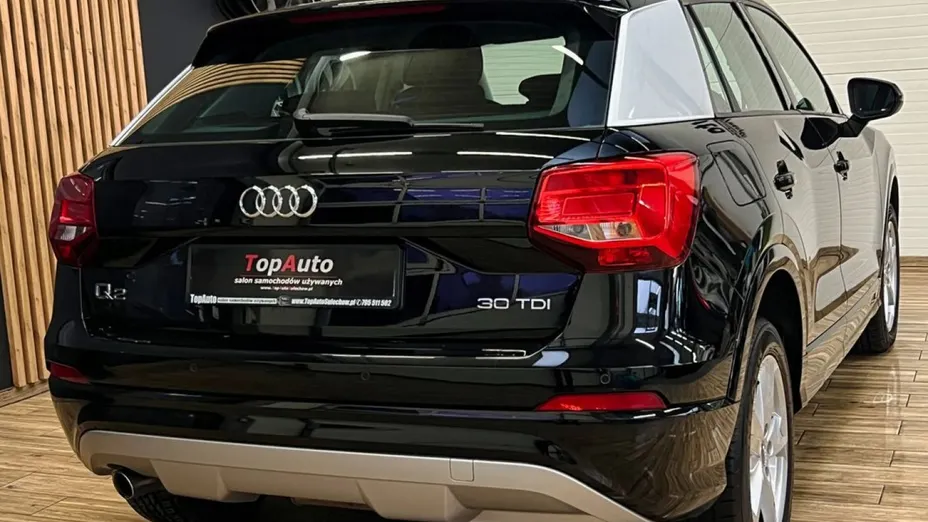 AUDI Q2 -