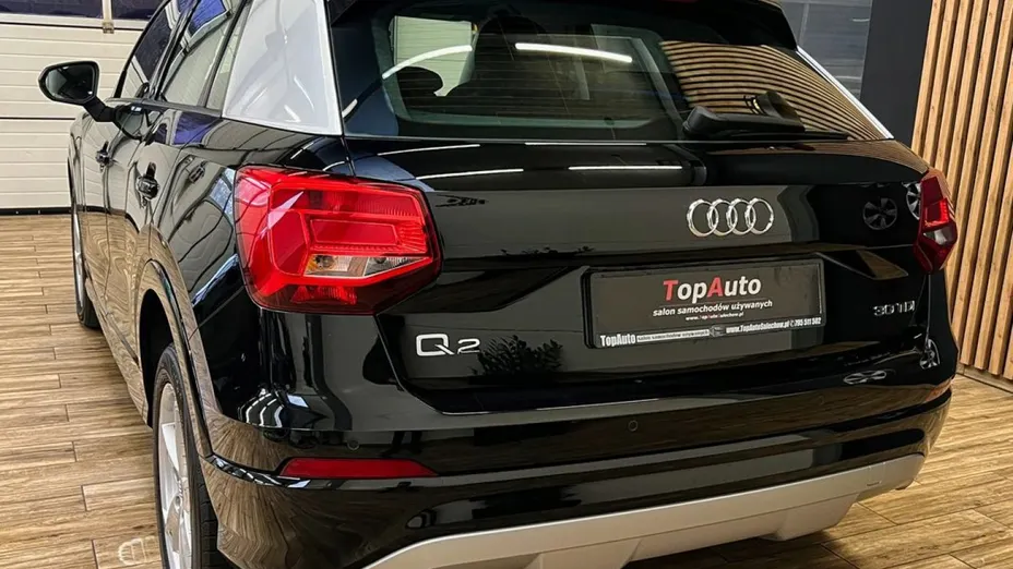 AUDI Q2 -