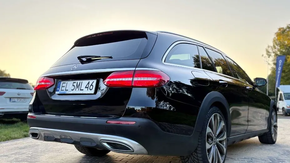 MERCEDES-BENZ E Klasa -
