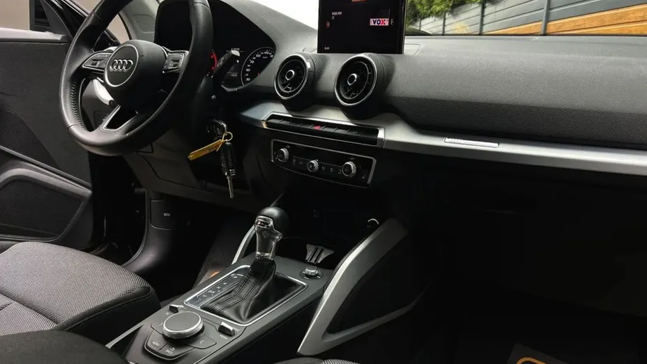 AUDI Q2 -