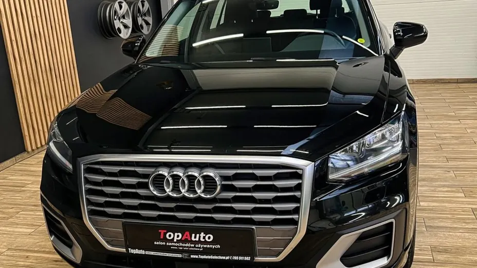 AUDI Q2 -