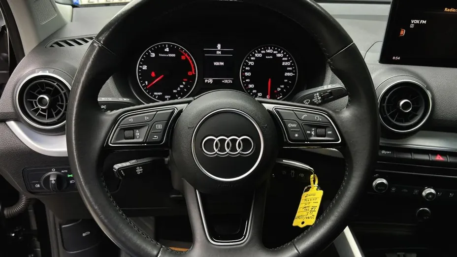 AUDI Q2 -