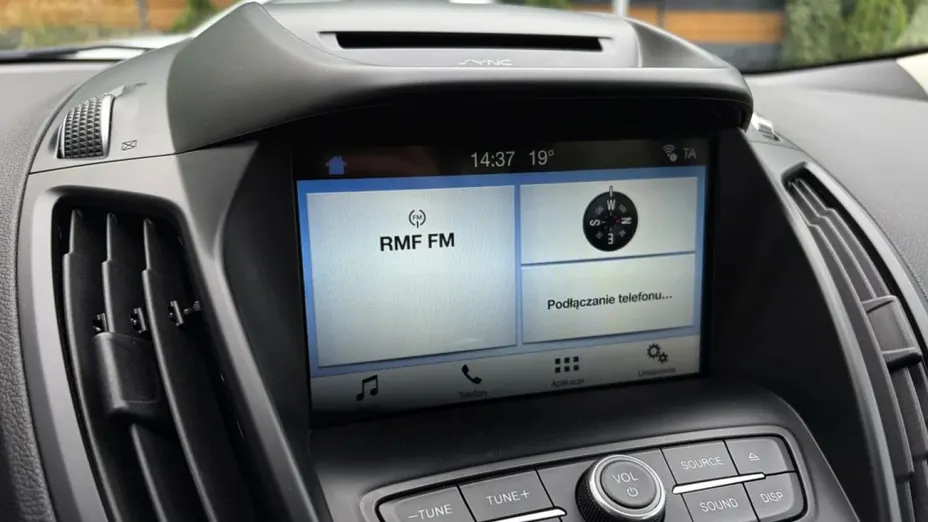 FORD Kuga -