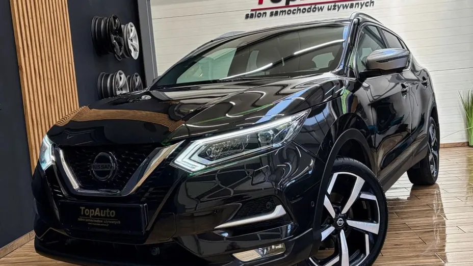 NISSAN Qashqai -