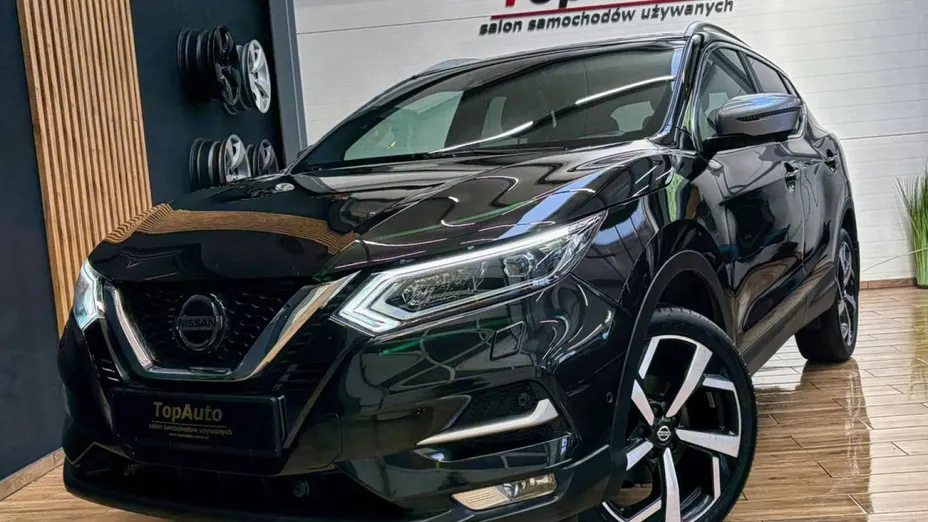 NISSAN Qashqai -