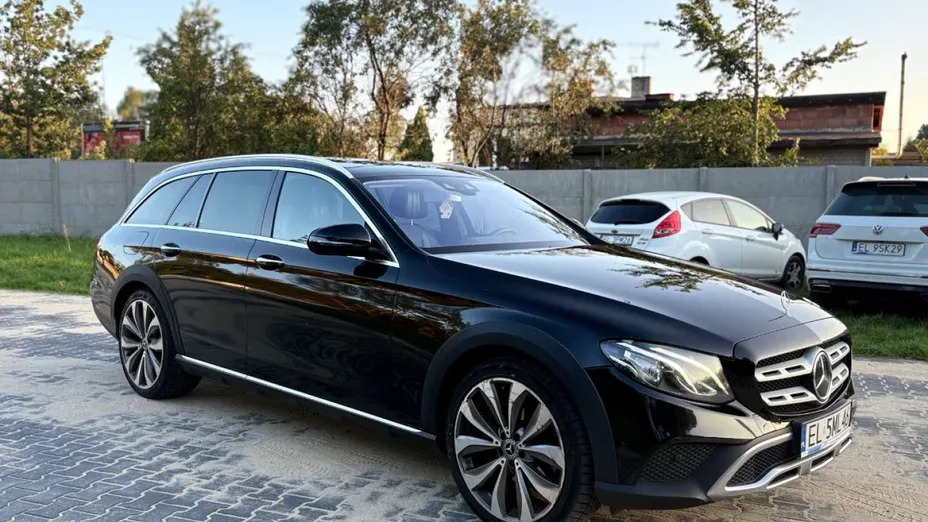 MERCEDES-BENZ E Klasa -