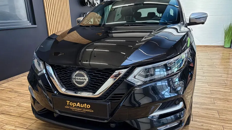 NISSAN Qashqai -