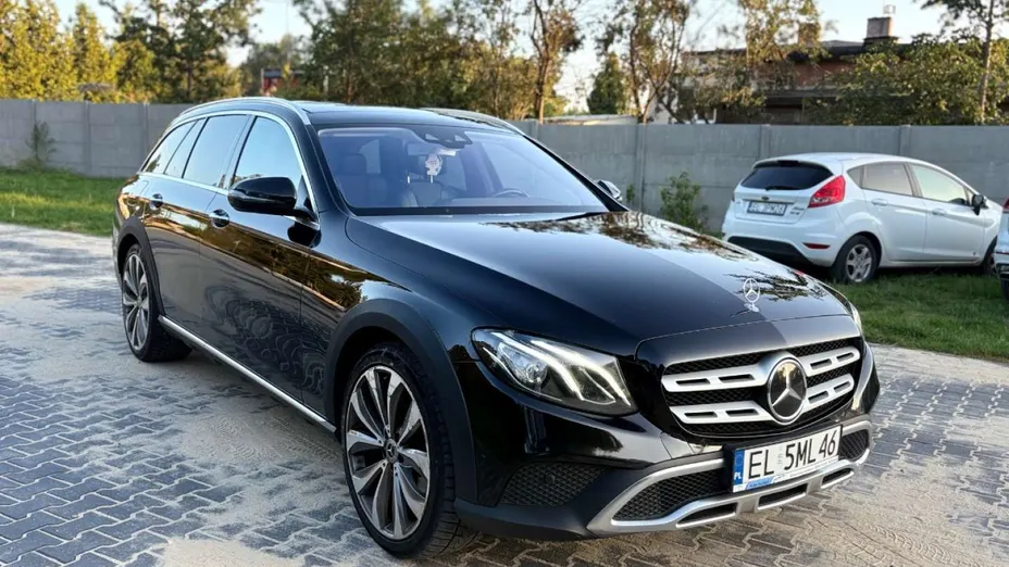 MERCEDES-BENZ E Klasa -