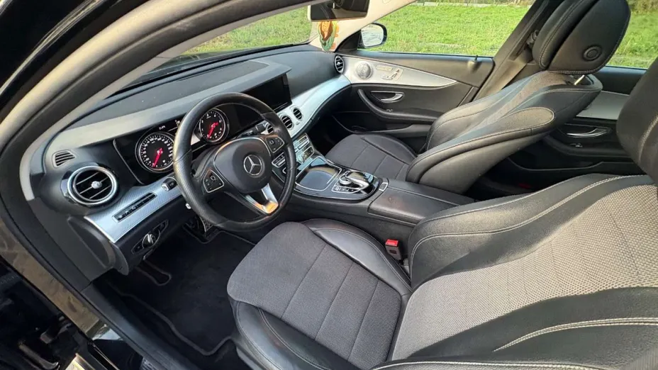 MERCEDES-BENZ E Klasa -