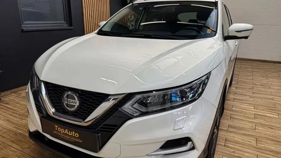 NISSAN Qashqai -
