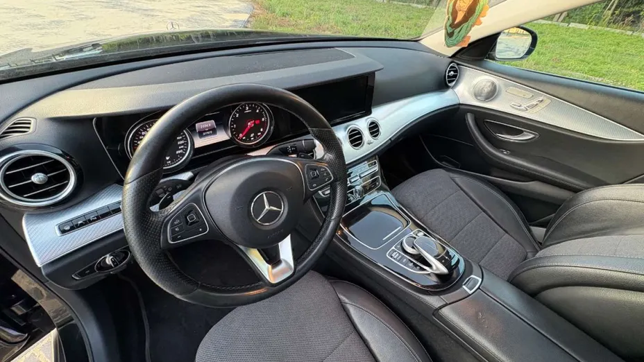 MERCEDES-BENZ E Klasa -
