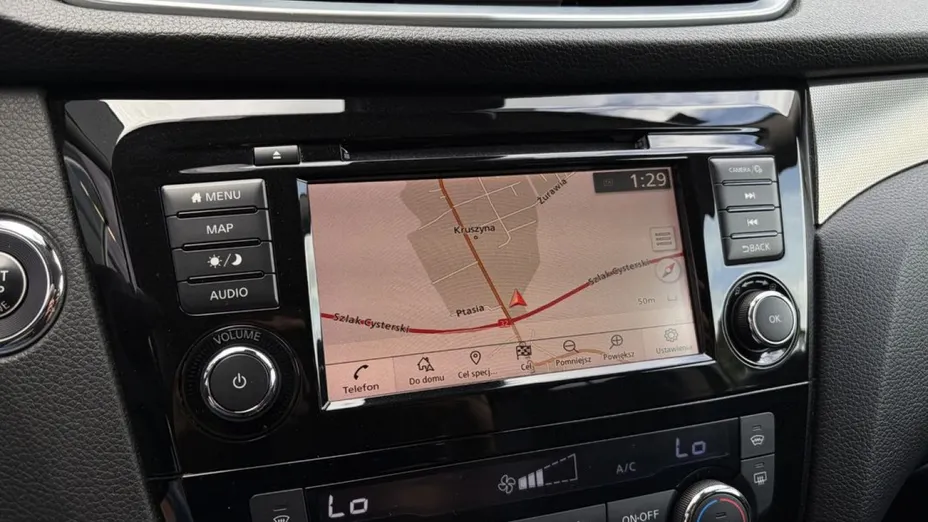 NISSAN Qashqai -