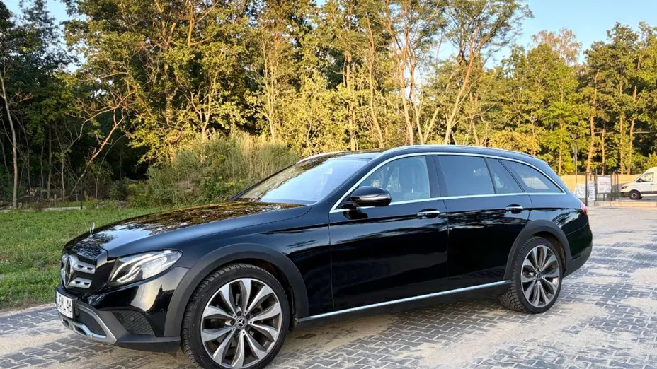 MERCEDES-BENZ E Klasa -