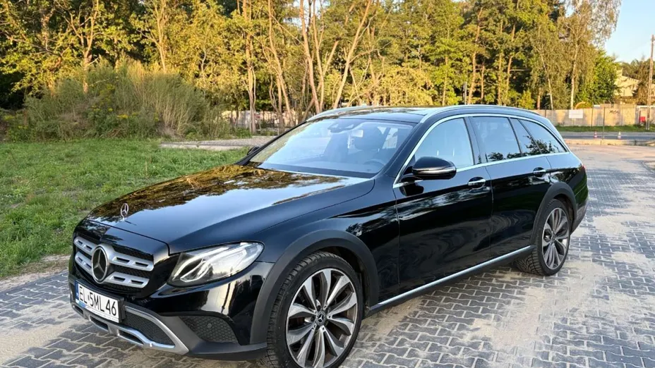 MERCEDES-BENZ E Klasa -