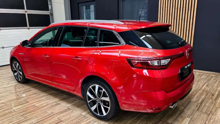 RENAULT Megane -