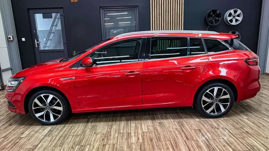 RENAULT Megane -