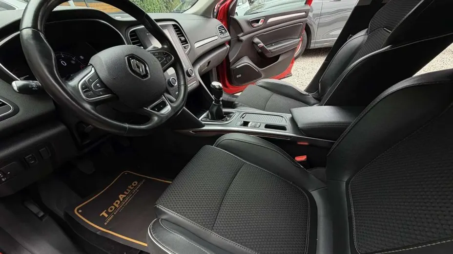 RENAULT Megane -