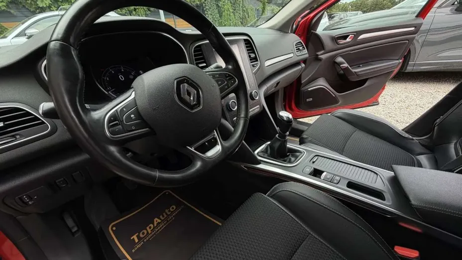 RENAULT Megane -