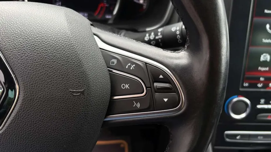 RENAULT Megane -