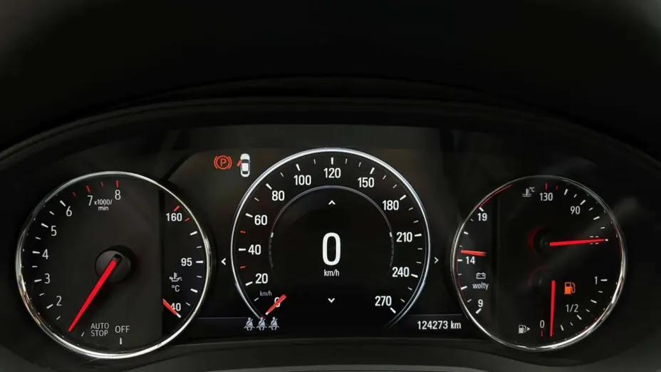 OPEL Insignia -