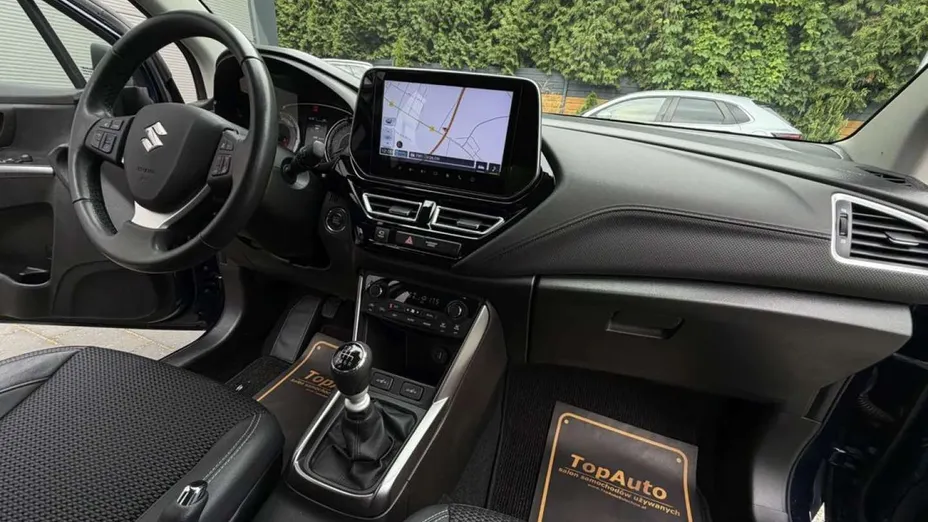 SUZUKI SX4 -